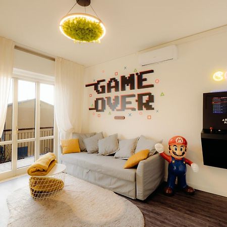 Arcade House Verona Fiera Netflix + Videogame Εξωτερικό φωτογραφία